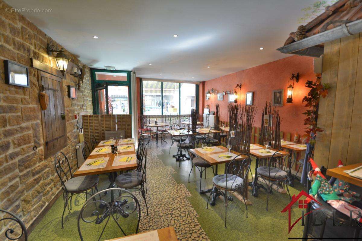 Commerce à BOURBONNE-LES-BAINS