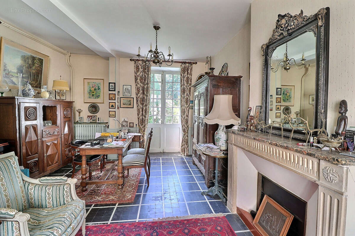 Maison à EPERNON