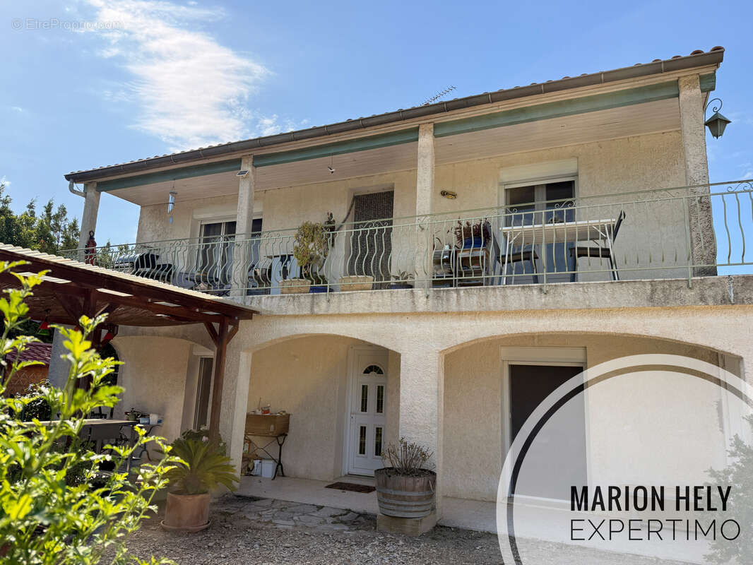 Plusieurs possibilités pour cette grande et belle maison - photo 11