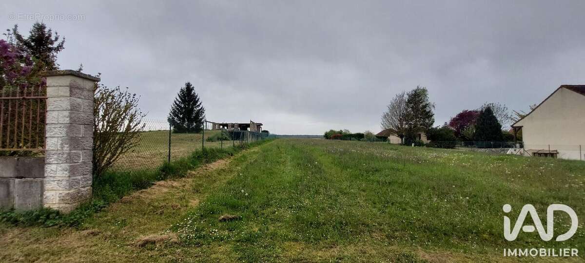 Photo 4 - Terrain à CHAUMONT