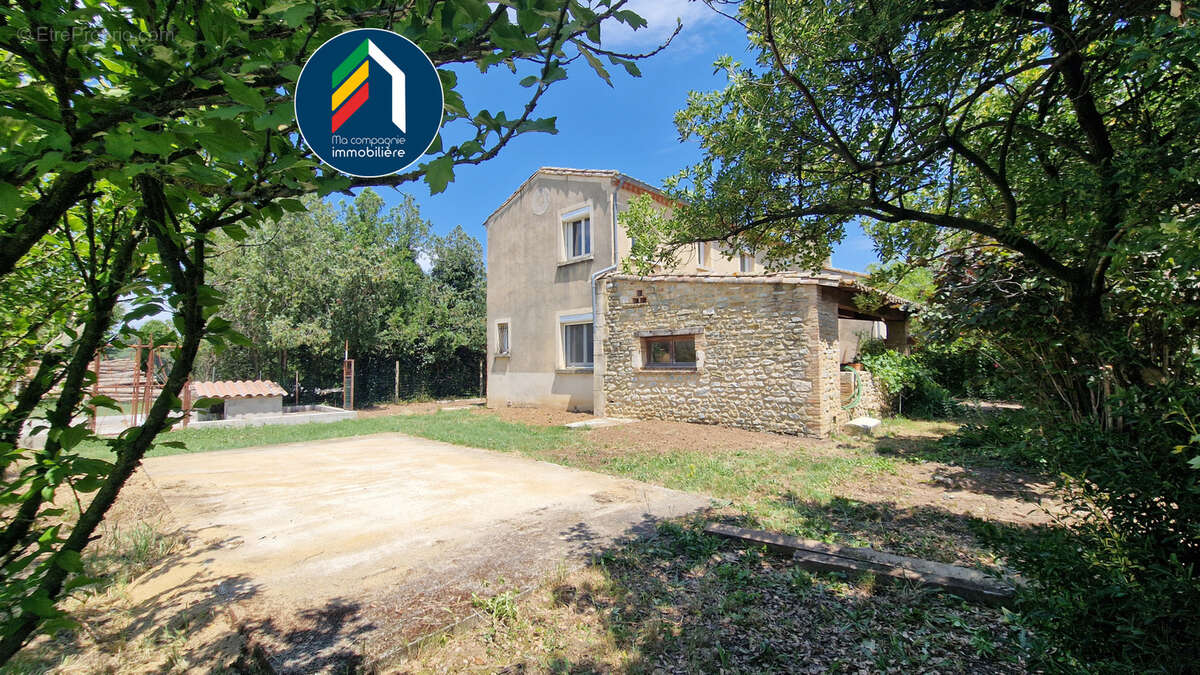 Maison à LA BEGUDE-DE-MAZENC