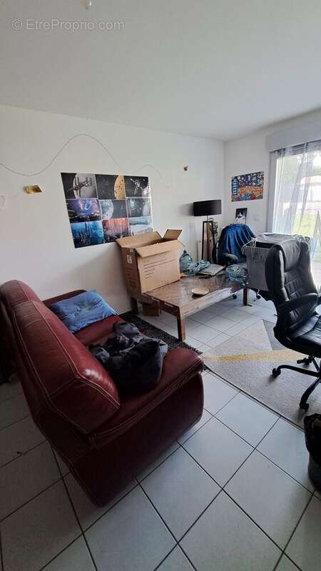 séjour côté terrasse et jardinet  - Appartement à POITIERS
