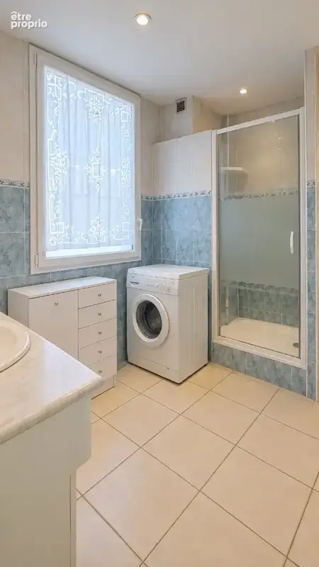 Nice  rue smolett  5 pièces 125 m²  5e étage  séjour en rotonde  balcons - photo 8