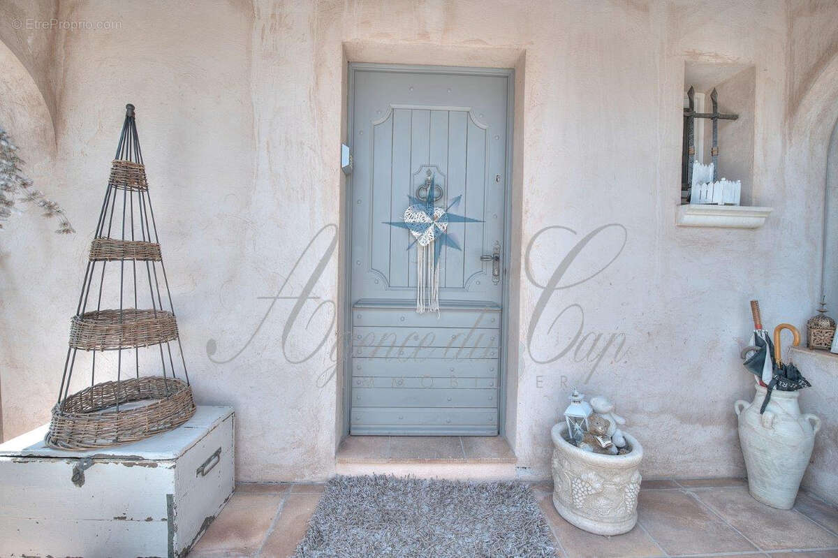 Maison à SAINT-RAPHAEL