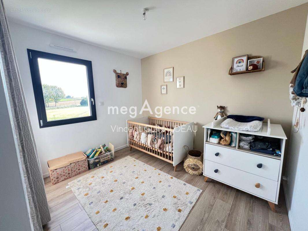 Maison à LE MAY-SUR-EVRE