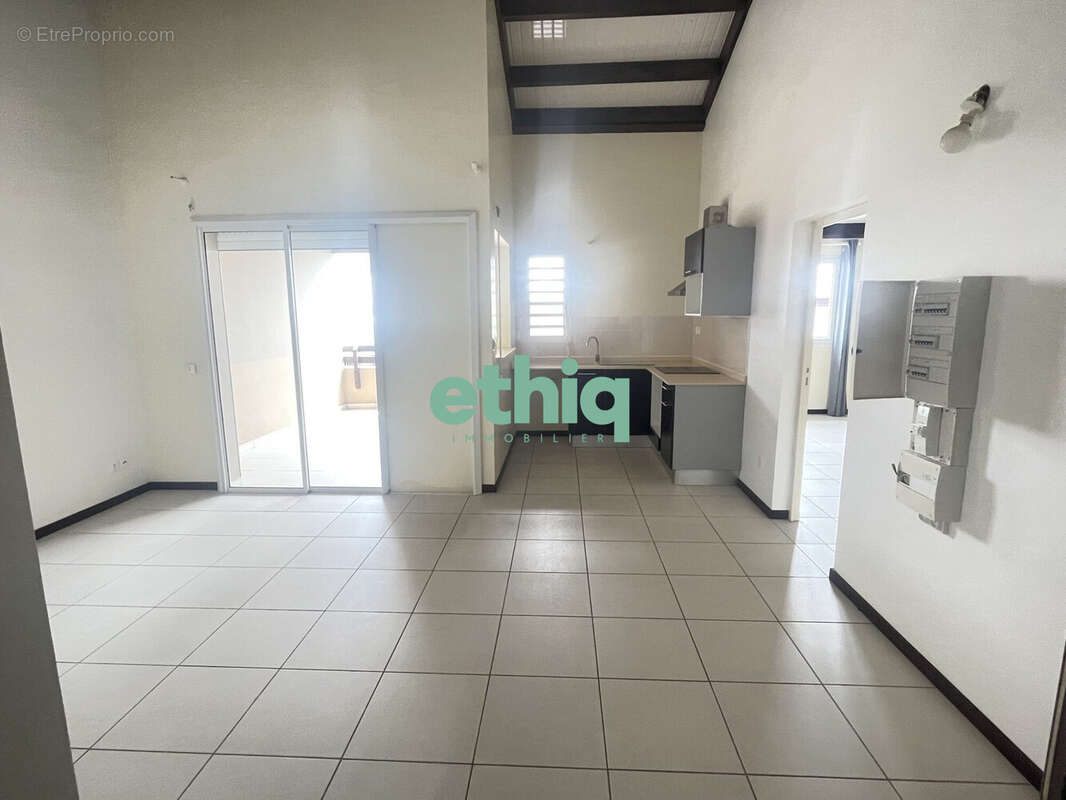 Appartement à LE GOSIER