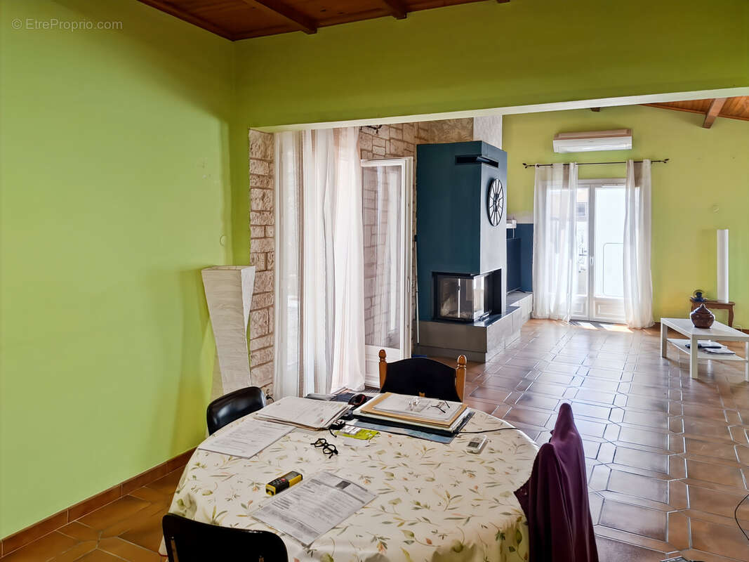 Maison à OLONZAC
