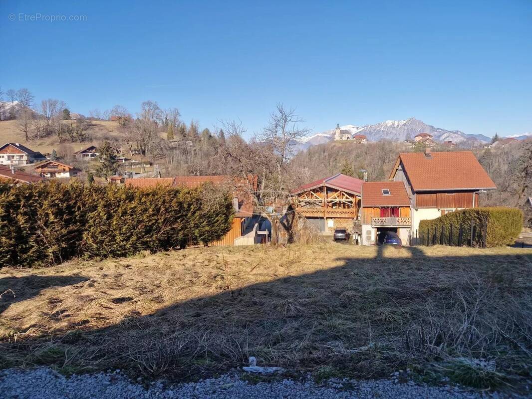 Terrain à MONT-SAXONNEX