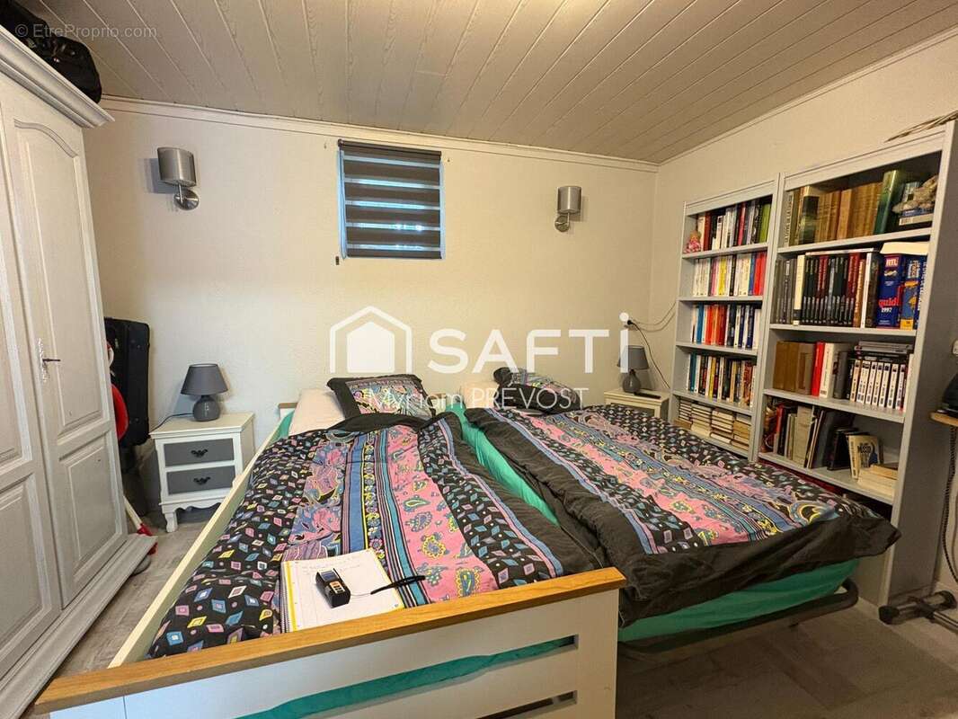Maison 109 m² à Saint-Hilaire-En-Lignieres  - photo 5