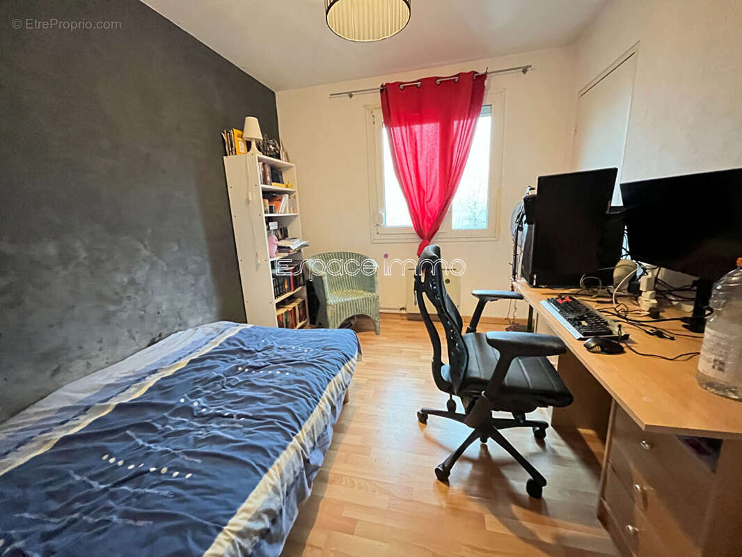 Appartement à MONT-SAINT-AIGNAN