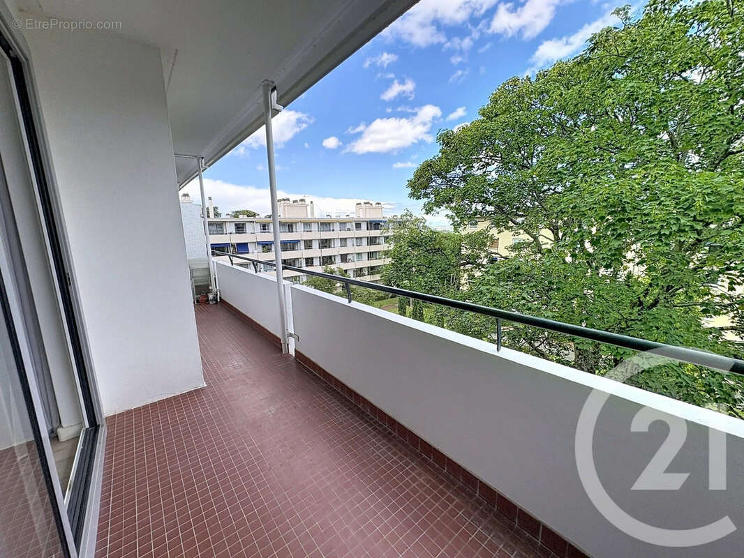 Appartement 59 m² à Saint-Cloud  - photo 2