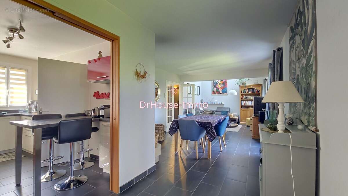 Maison à CROISSY-BEAUBOURG