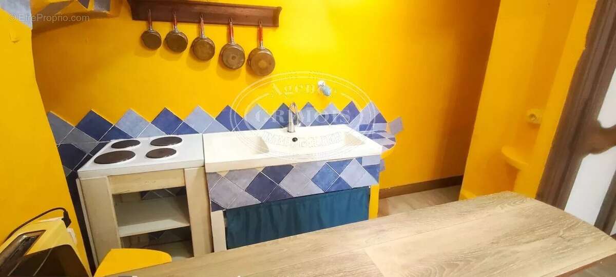 Appartement à LEZIGNAN-CORBIERES