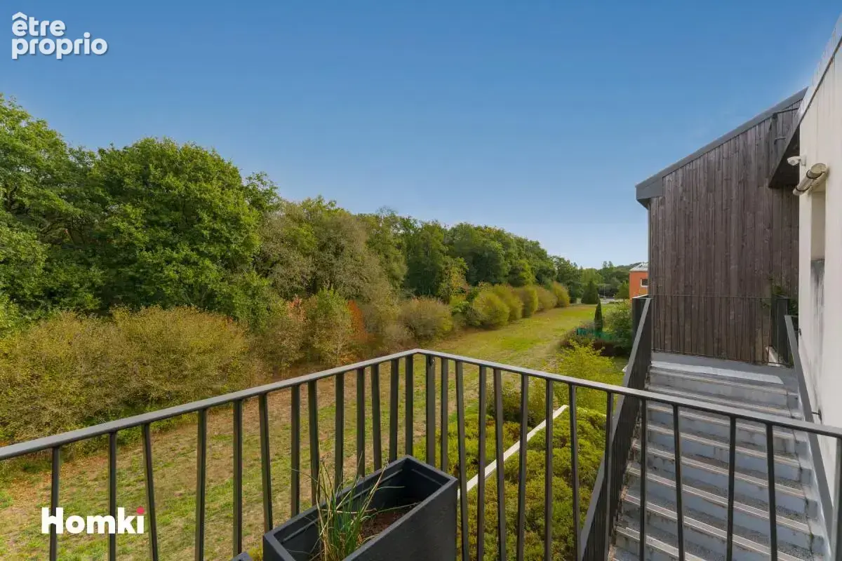 LA CHAPELLE-SUR-ERDRE – T3 traversant dernier étage – Balcon 11,60 m² – 2 parkings – Box - photo 9