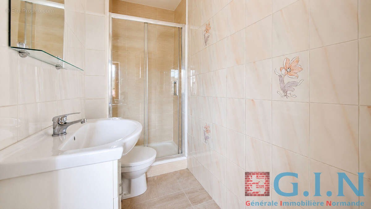 PETIT COURONNE (76650) Centre ville - photo 9