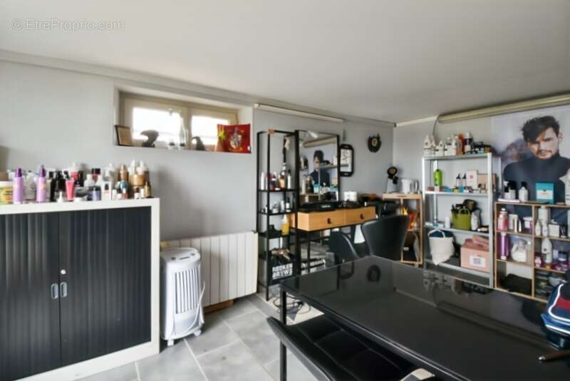 Maison à VALLON-EN-SULLY