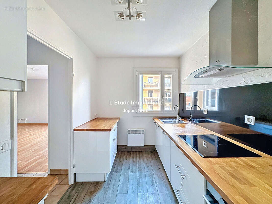 Appartement à SATHONAY-CAMP