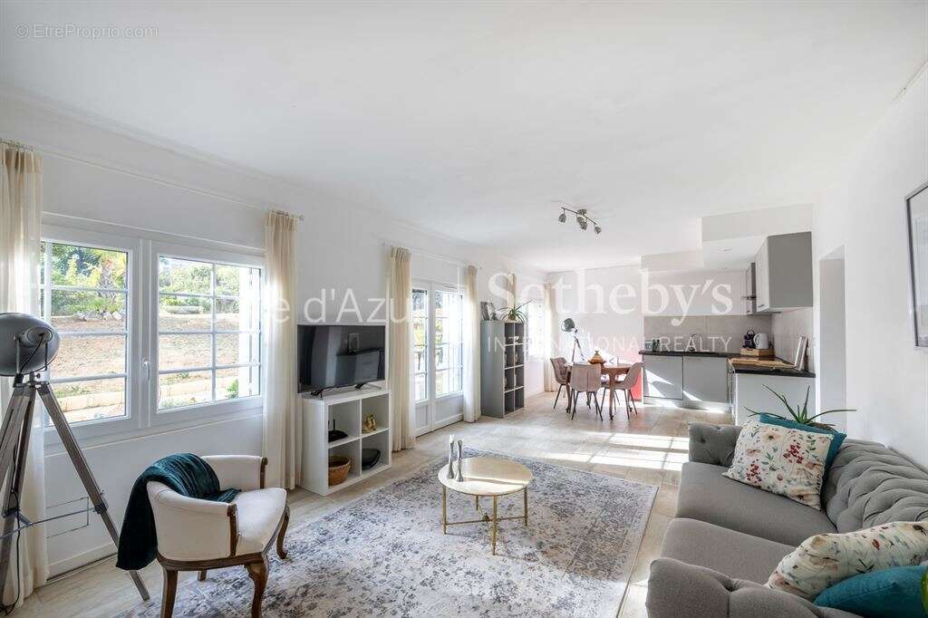 Maison à PEYMEINADE