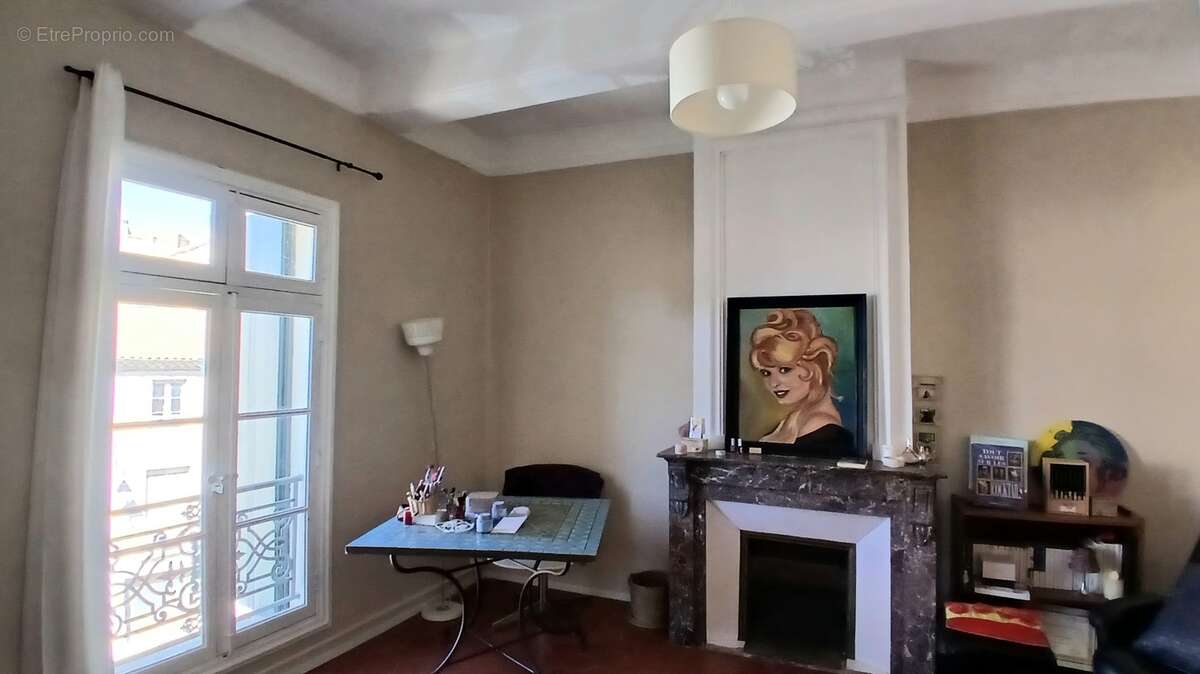 Elégante maison de Maître avec cour et piscine. - photo 21