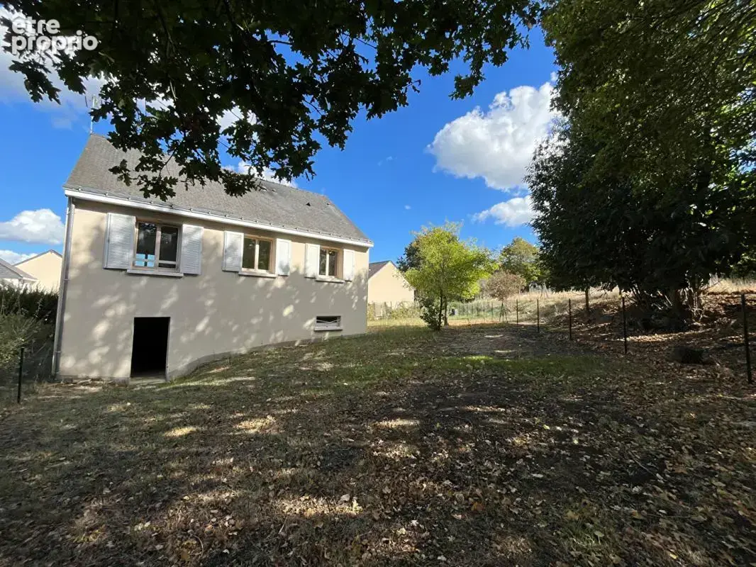 Maison à JARZE