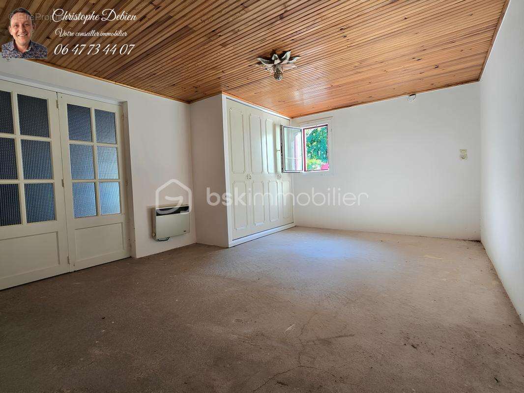 Maison à SAINT-GEORGES-DE-MONTAIGU