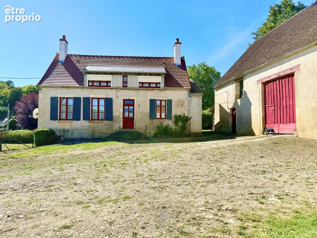 Propriété rare avec maison de maître, corps de fermé loué, tourelle et de nombreuses dépendances - photo 36
