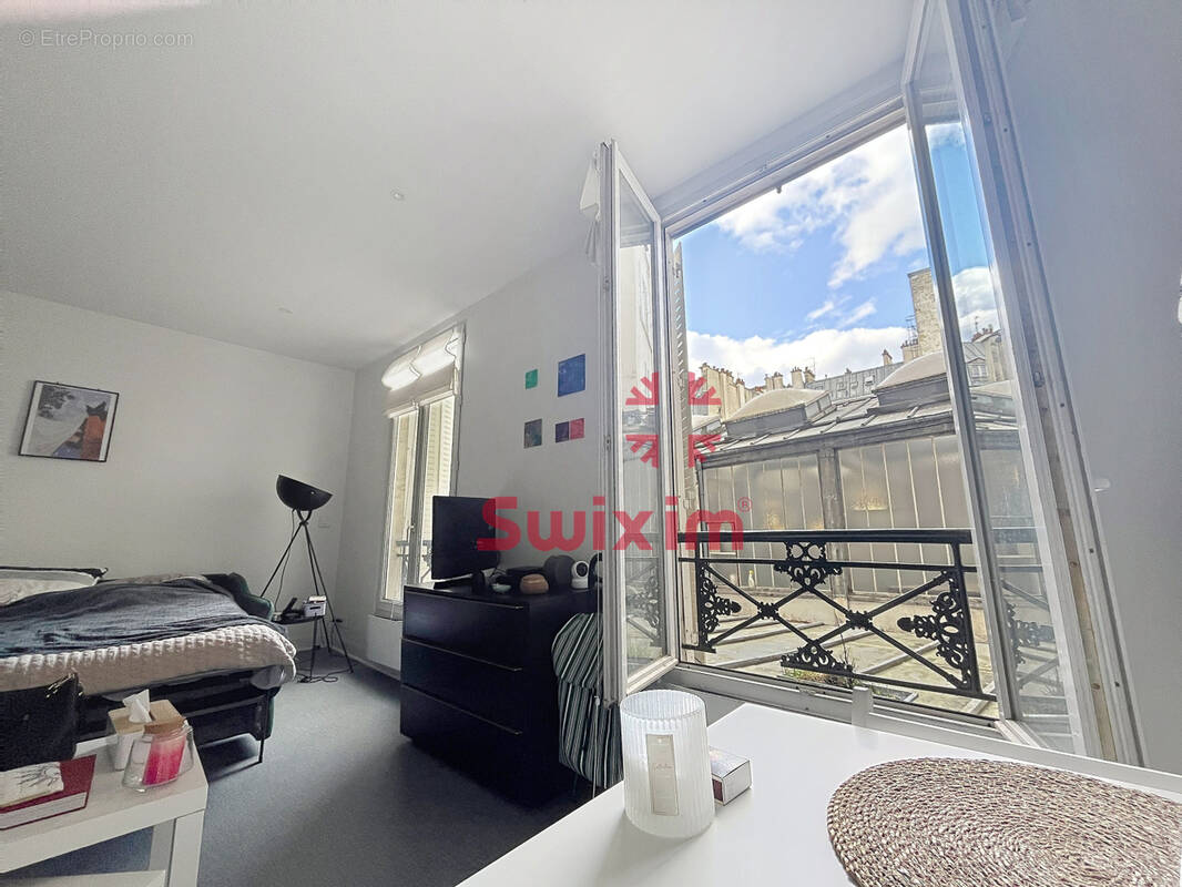Appartement à PARIS-11E
