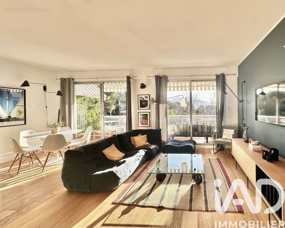 Photo 1 - Appartement à MARSEILLE-8E