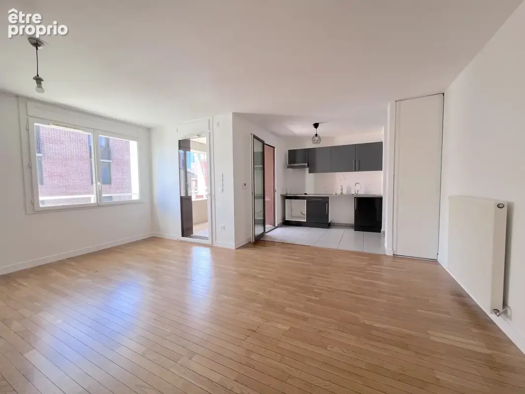 Appartement 3 pièces avec  loggia. - photo 3