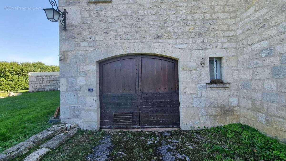 Maison à CAZES-MONDENARD