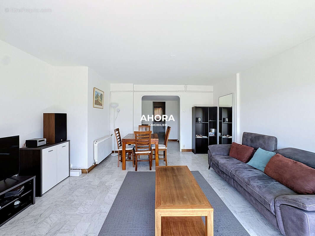 Appartement 69 m² à Marseille-9e  - photo 4