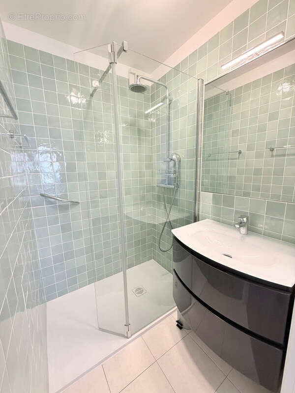 Appartement à LE CANNET