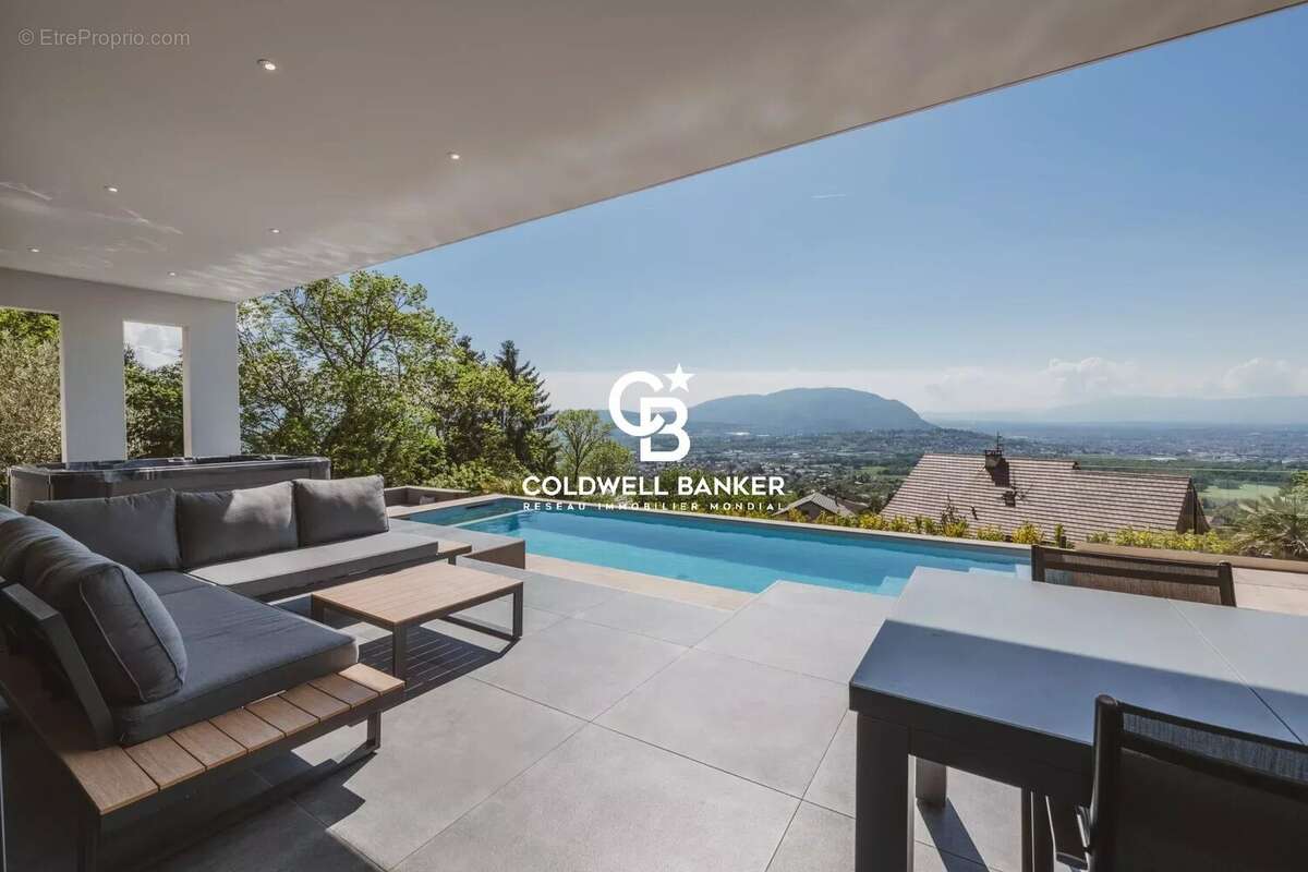 Maison à CRANVES-SALES