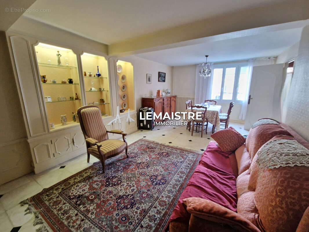 Maison à LILLEBONNE