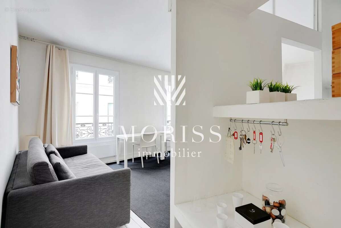 Appartement à PARIS-14E