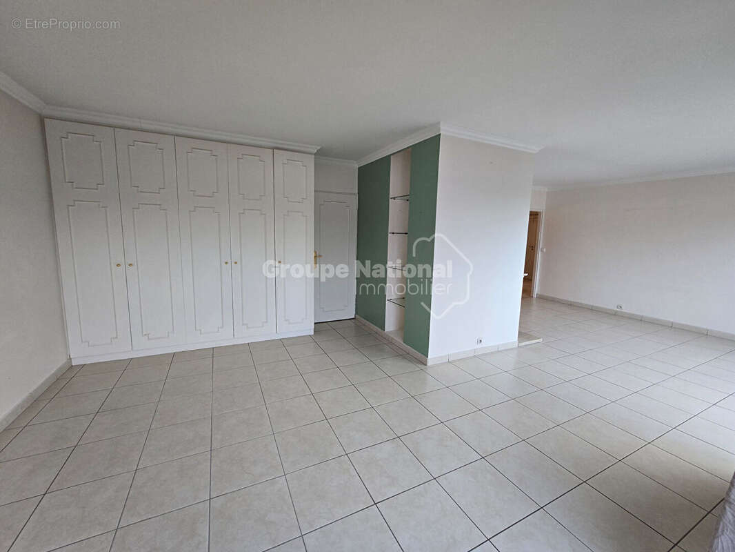 Appartement à VERSAILLES