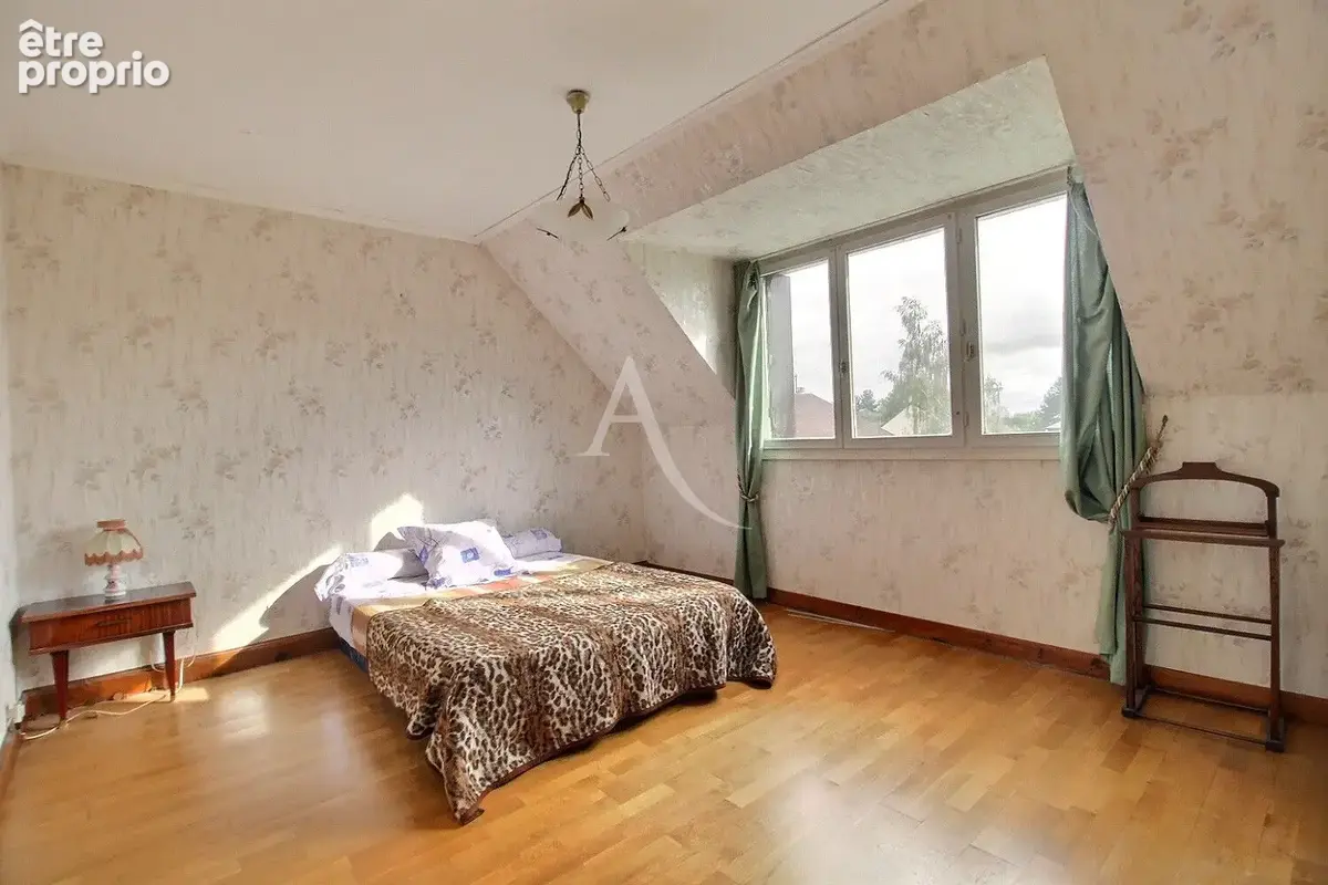 Maison familiale de 140m² dans le quartier de la marnière à Maurepas - photo 7