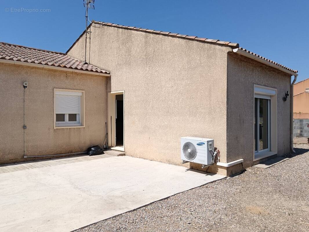 Montady  Villa de plain-pied 4 chambres avec jardin piscinable - photo 1