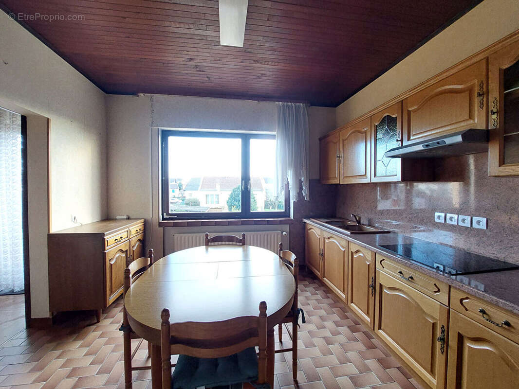 Maison à SEINGBOUSE