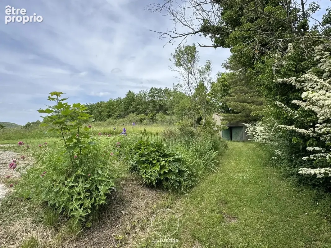 Ferme avec terrains et dépendances à rénover - SOYANS - photo 20