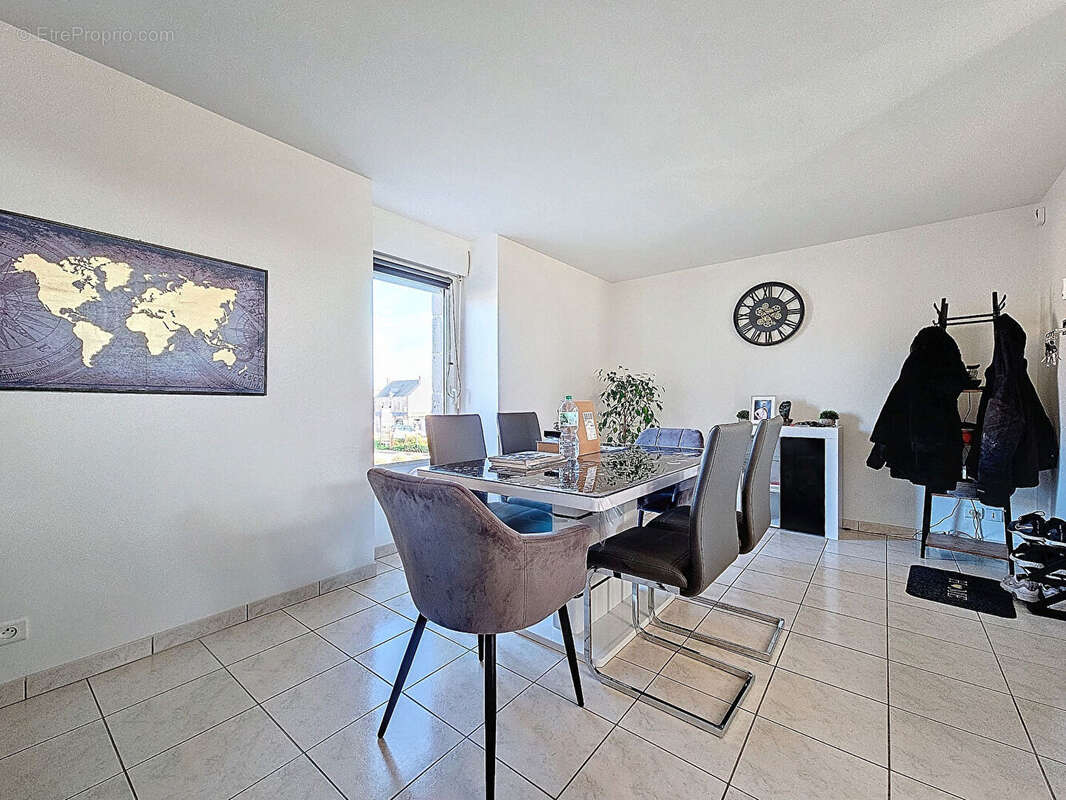 Appartement à FREHEL