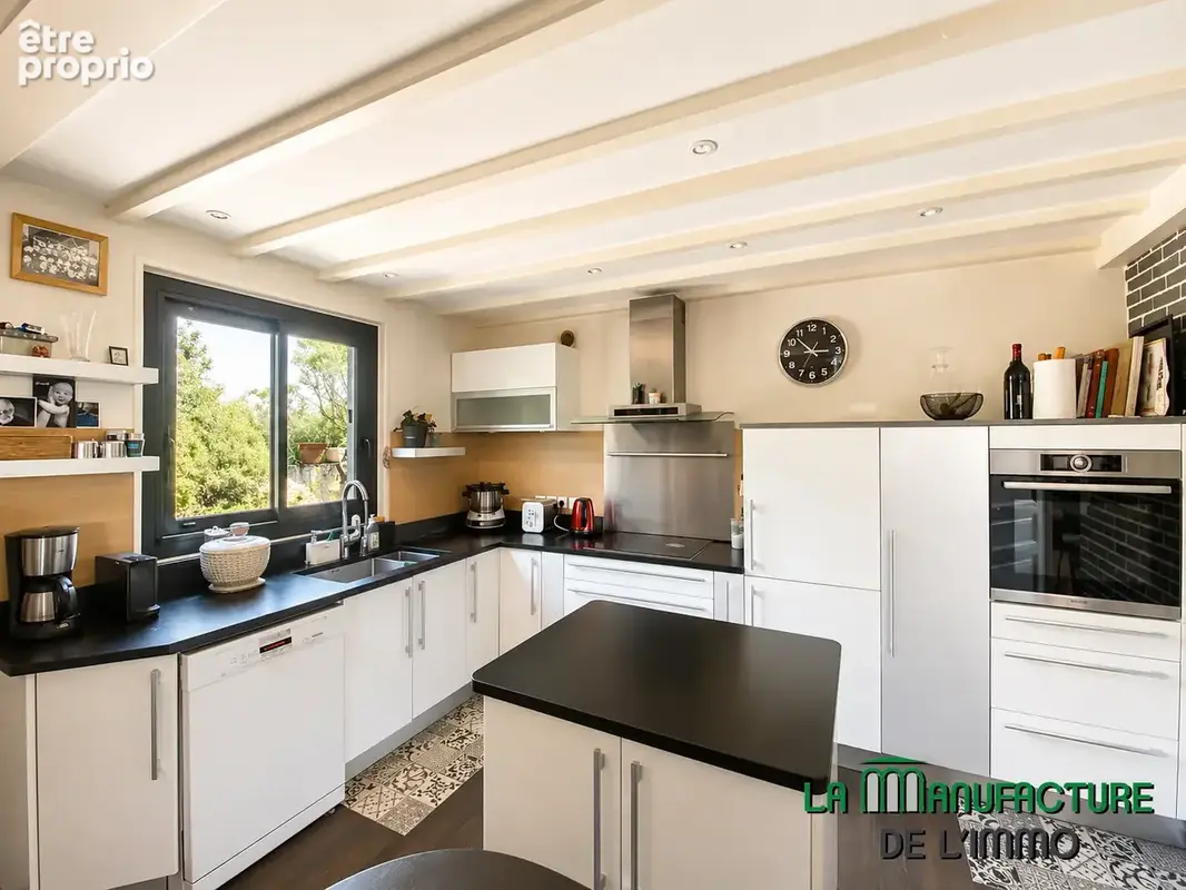 Villa de 184m2 avec piscine et dependance / saint-galmier - photo 8