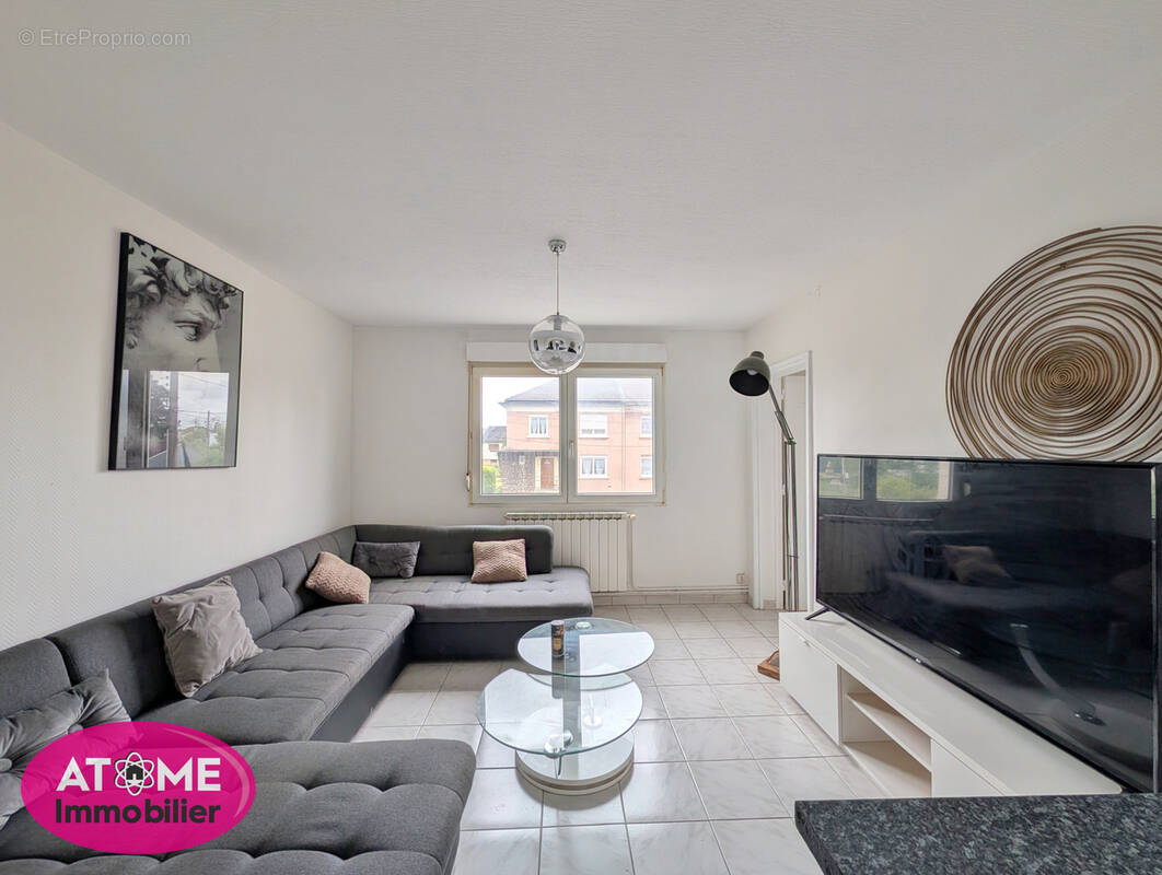 Appartement à AUBOUE