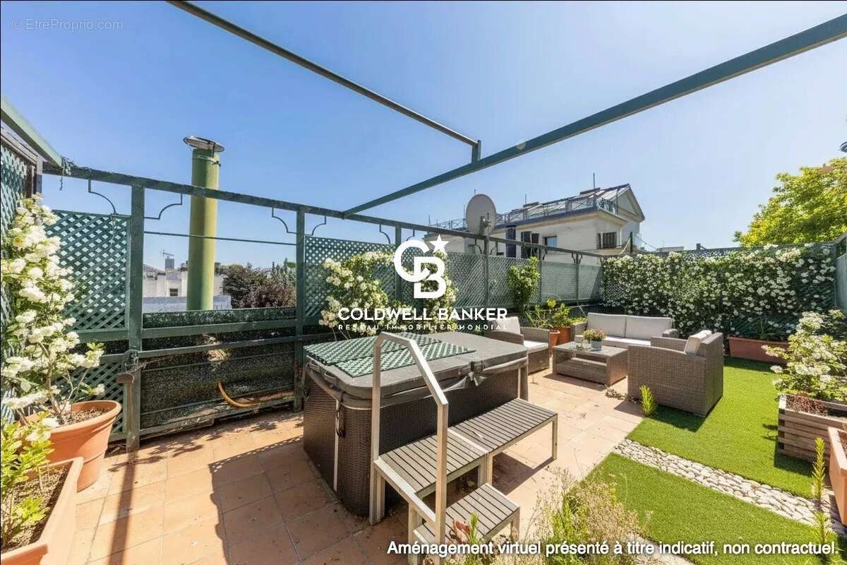 Maison à NEUILLY-SUR-SEINE