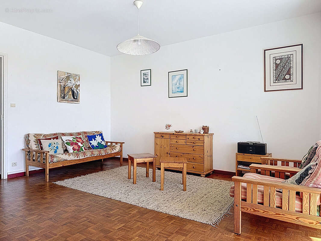Appartement à HYERES