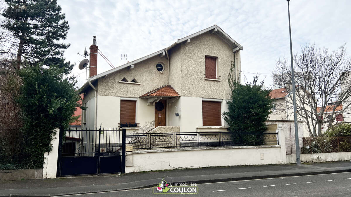 Maison à CLERMONT-FERRAND