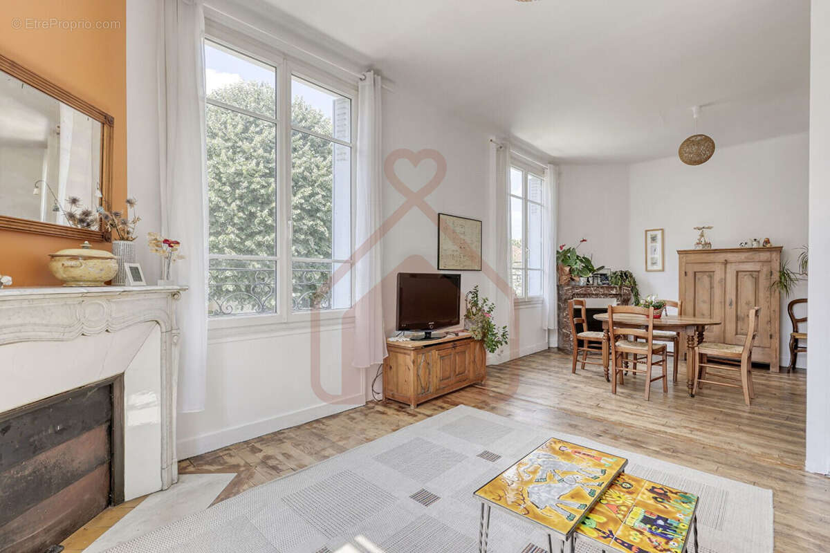 Maison à VITRY-SUR-SEINE