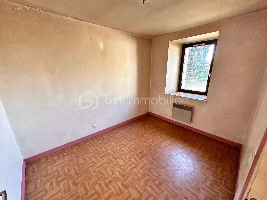 Maison à LA TRINITE-PORHOET