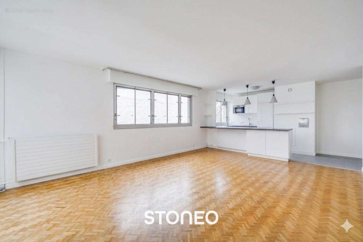 Appartement à NEUILLY-SUR-SEINE