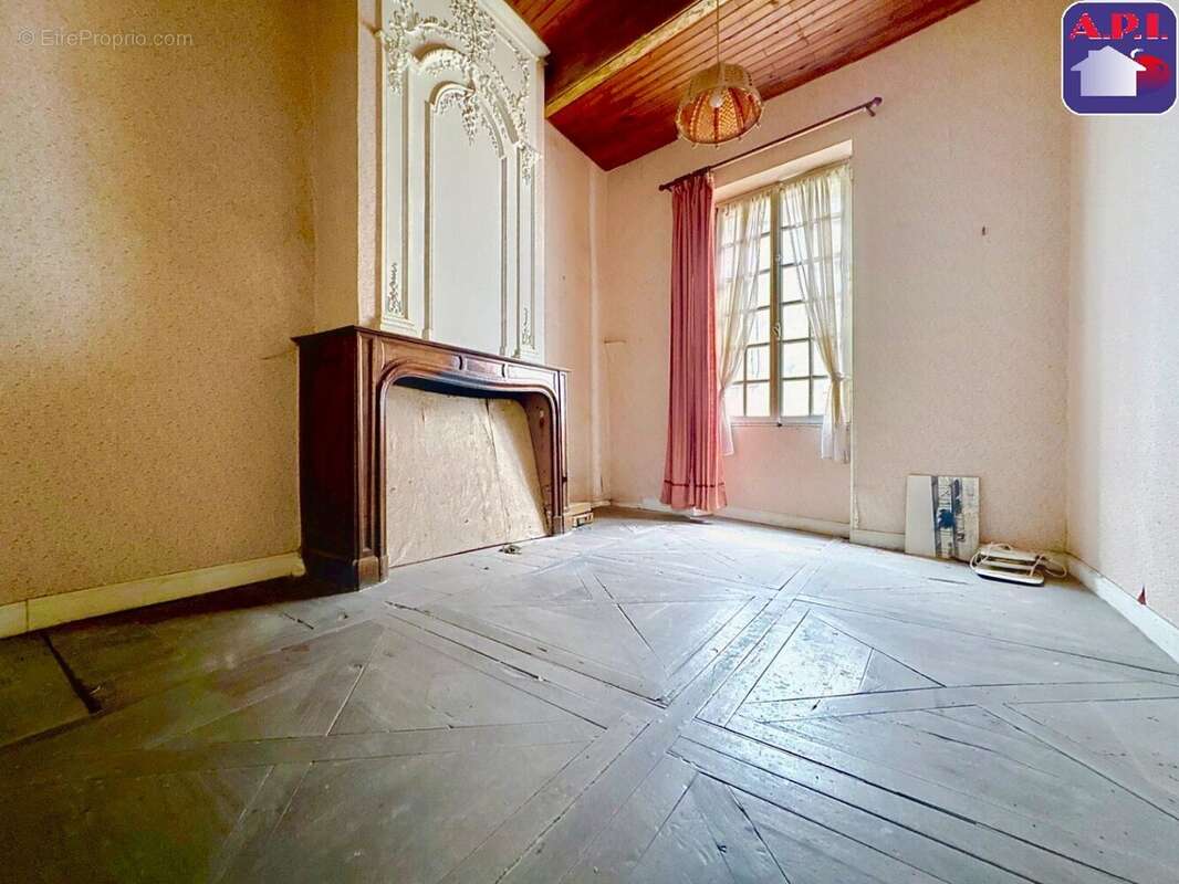 Maison à TARASCON-SUR-ARIEGE